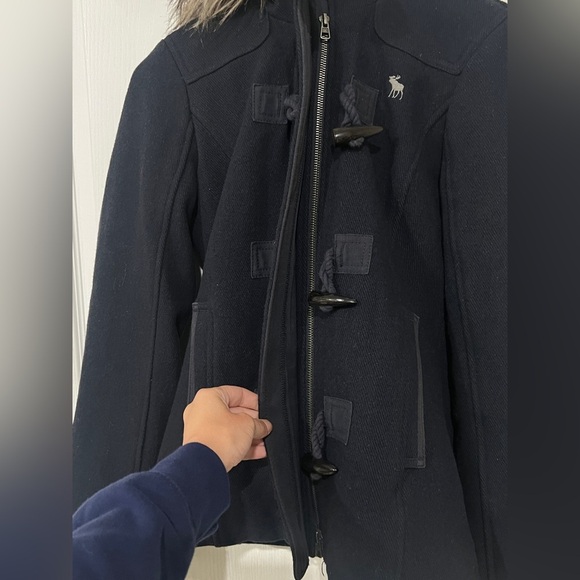 FINAL PRICE Abercrombie and Fitch jacket - Picture 3 of 7